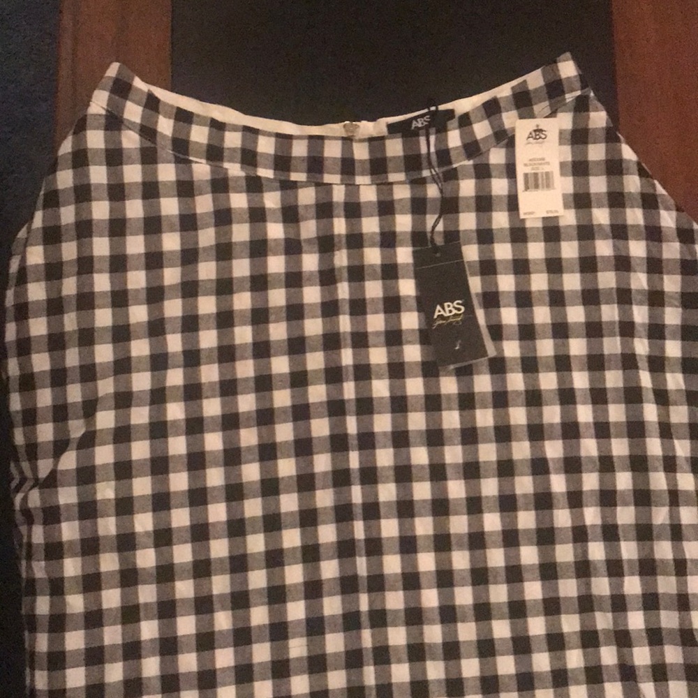 Meet your Posher, Joy